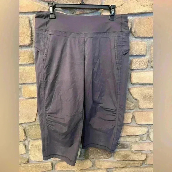 Lululemon baggy crop pants size 8 - Picture 1 of 14